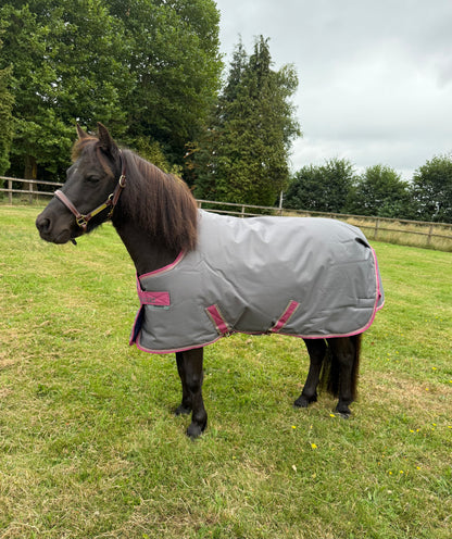 Bucas Freedom Turnout 300 Pony